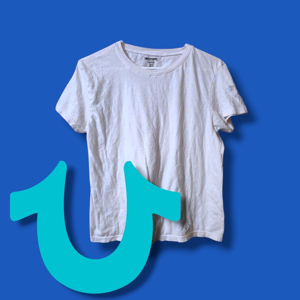 True Religion Basic T-shirt W/ Small Silver Logos
